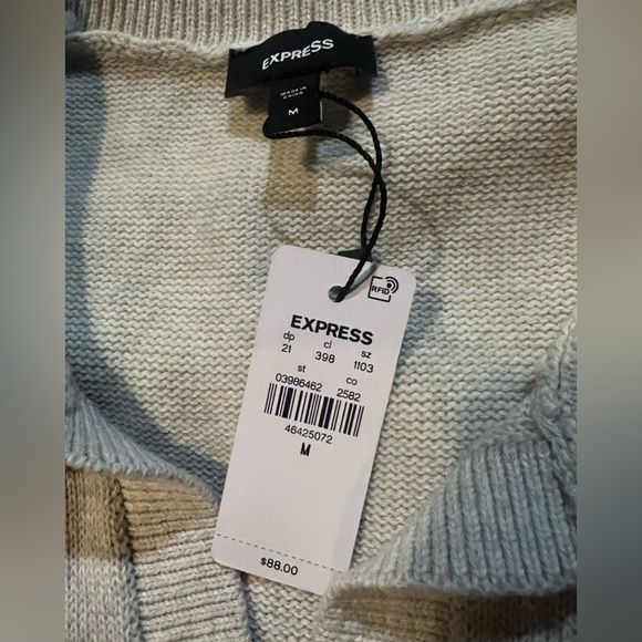 EXPRESS----BRAND NEW W TAGS!--GORGEOUS COTTON JOHNNY COLLAR OATMEAL SWEATER - Picture 4 of 5